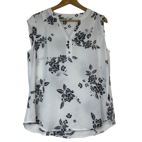 Candie's Casual Monochrome Floral Sleeveless Blouse - Picture 1 of 11